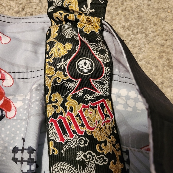 Men's MCD reversible Board Shorts size 34 - Picture 6 of 10